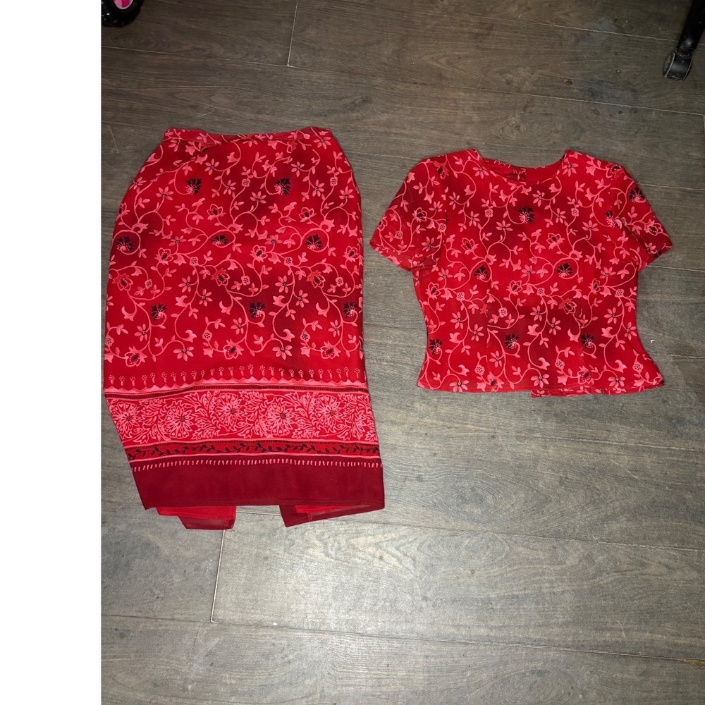Plaza South Petite Red Floral Print Two Piece Skirt Set Women's Size 10P